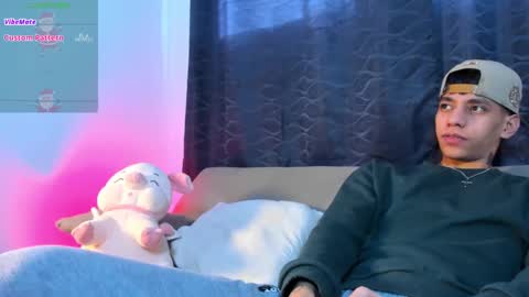Snapshot of josep_davies chatting on 12.30.24 Josep online show from 12.30.24