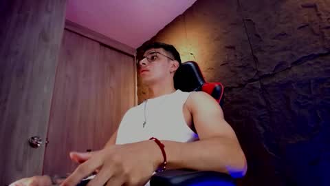 Snapshot of joseph__boy chatting on 10.22.25 JOSEPH  online show from 10.22.25