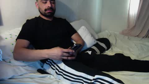 Snapshot of josephs1990 chatting on 01.09.25 josephs1990 online show from 01.09.25