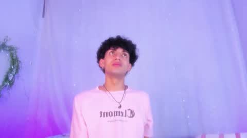 Snapshot of josesweet_ chatting on 10.01.25 Jose online show from 10.01.25