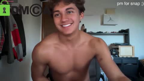 Snapshot of joshdakilla chatting on 12.16.25 josh online show from 12.16.25