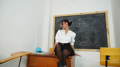 Joss  online show from 02.12.25