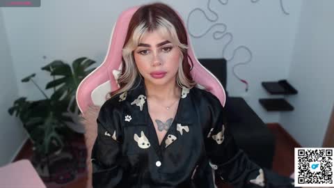 josephine   independent model    online show from 12.09.24