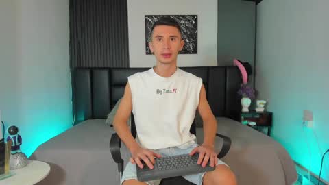 Jota Stivens online show from 01.12.25