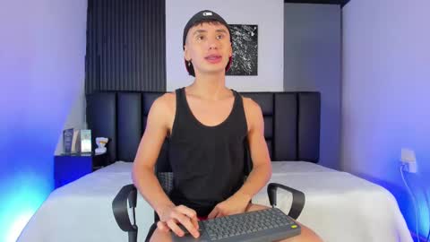 Jota Stivens online show from 02.27.25