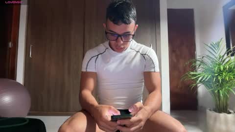 Im Jouliano online show from 11.22.25