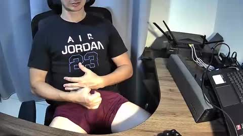 Snapshot of joven322 chatting on 02.20.25 Matias online show from 02.20.25