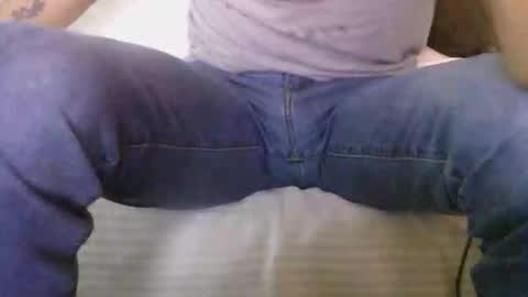 Snapshot of jovenduro84 chatting on 11.06.25 jovenduro84 online show from 11.06.25