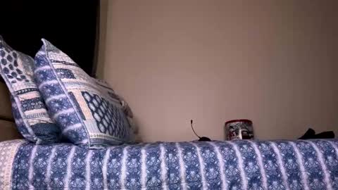 Joy3100 online show from 12.17.25