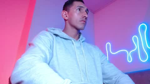  JOYLOPEZFIT online show from 01.05.25