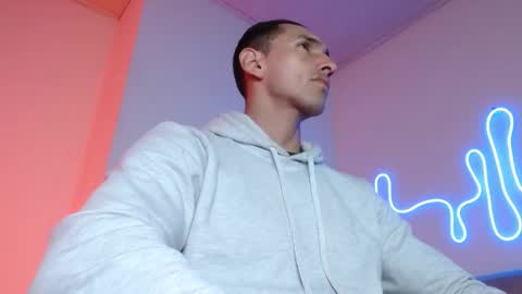  JOYLOPEZFIT online show from 01.06.25