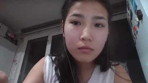 Snapshot of joy_serena chatting on 11.13.25 joy_serena online show from 11.13.25