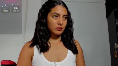 Snapshot of joyaoscura55 chatting on 09.24.25 sofiaparker8 online show from 09.24.25