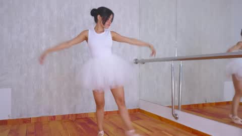 Joyce online show from 01.11.25