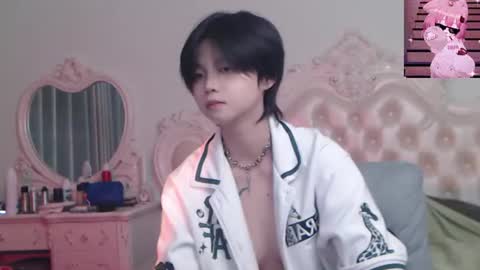 joycekay online show from 08.06.26