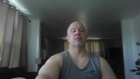 Snapshot of jr1871 chatting on 05.15.26 jr1871 online show from 05.15.26