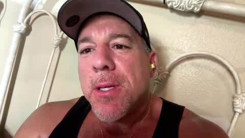 Snapshot of jroge21 chatting on 01.02.25 jroge21 online show from 01.02.25