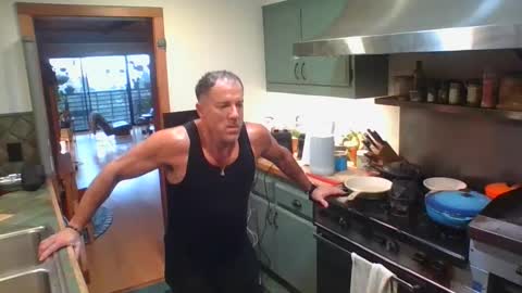 Snapshot of jroge21 chatting on 01.30.25 jroge21 online show from 01.30.25