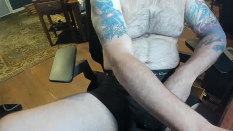 Snapshot of jsimon04 chatting on 12.17.24 jsimon04 online show from 12.17.24