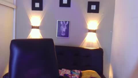 Snapshot of jsneiidy_ath chatting on 12.21.24 Josneidy Jos online show from 12.21.24