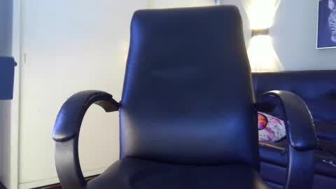 Snapshot of jsneiidy_ath chatting on 12.28.24 Josneidy Jos online show from 12.28.24
