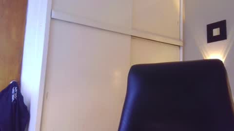 Snapshot of jsneiidy_ath chatting on 12.29.24 Josneidy Jos online show from 12.29.24