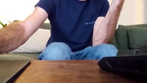 ju537705 online show from 10.06.25