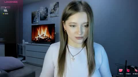 Julia and Julia online show from 09.30.25