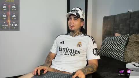 juan_alvarez18 online show from 01.19.26