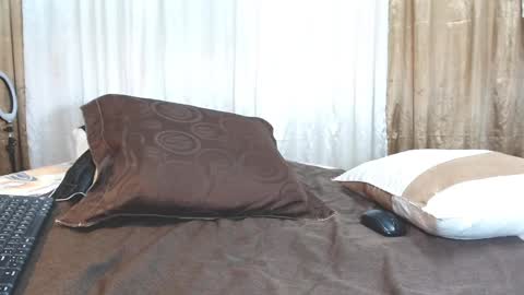    online show from 01.07.25