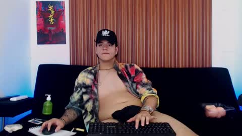 Juan Castellanos online show from 03.10.25