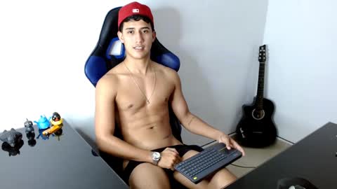 Snapshot of juan_da01 chatting on 12.03.24 JuanDa online show from 12.03.24