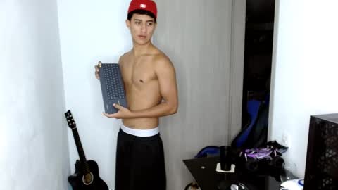 Snapshot of juan_da01 chatting on 02.11.25 JuanDa online show from 02.11.25