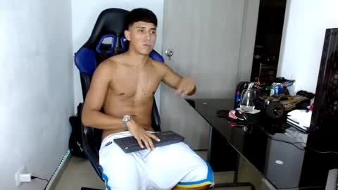 Snapshot of juan_da01 chatting on 02.22.25 JuanDa online show from 02.22.25