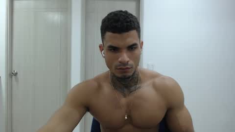juan_gomez_1 online show from 12.27.24