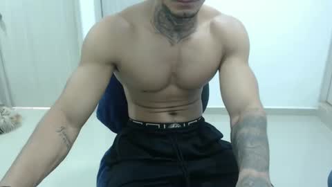 juan_gomez_1 online show from 02.25.25