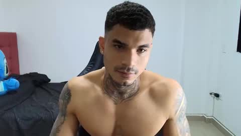 juan_gomez_1 online show from 12.19.25