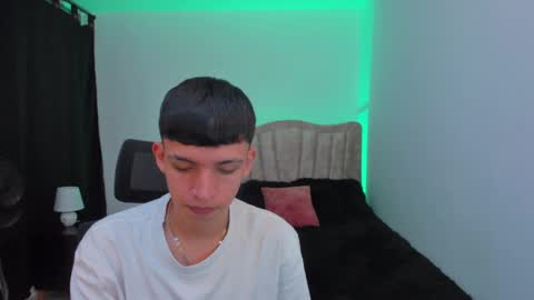 JuanSteven online show from 09.24.25