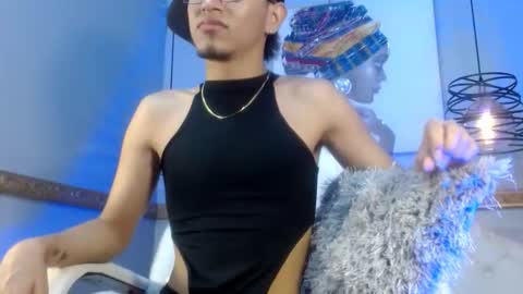 juan_saul1 online show from 05.30.26