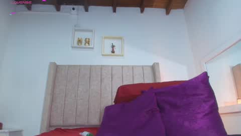 Lau   follow  online show from 02.13.25