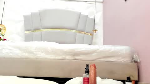 Snapshot of juana_valentina1 chatting on 03.12.25 juana_valentina1 online show from 03.12.25