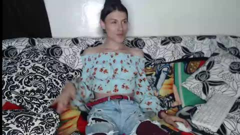 JUANA ALEJANDRA VELEZ online show from 01.17.25