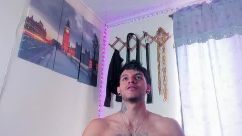 Snapshot of juanbladde chatting on 01.25.25 Juan Esteban online show from 01.25.25