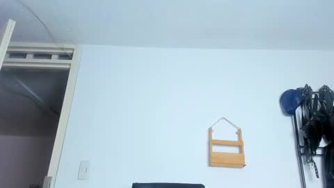 Juan Esteban online show from 10.01.25