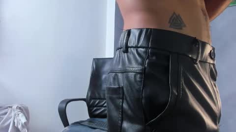 Juan Esteban online show from 02.01.26