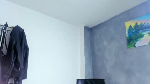 Snapshot of juanbladde chatting on 04.24.26 Juan Esteban online show from 04.24.26