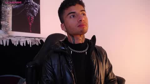 juancamilo66_ online show from 12.23.24