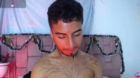 Snapshot of juancamilo_66 chatting on 12.07.24 Juan online show from 12.07.24