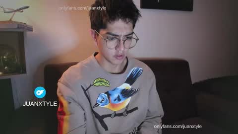 . online show from 11.10.25