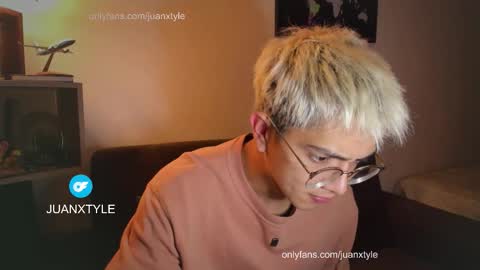 . online show from 02.04.26